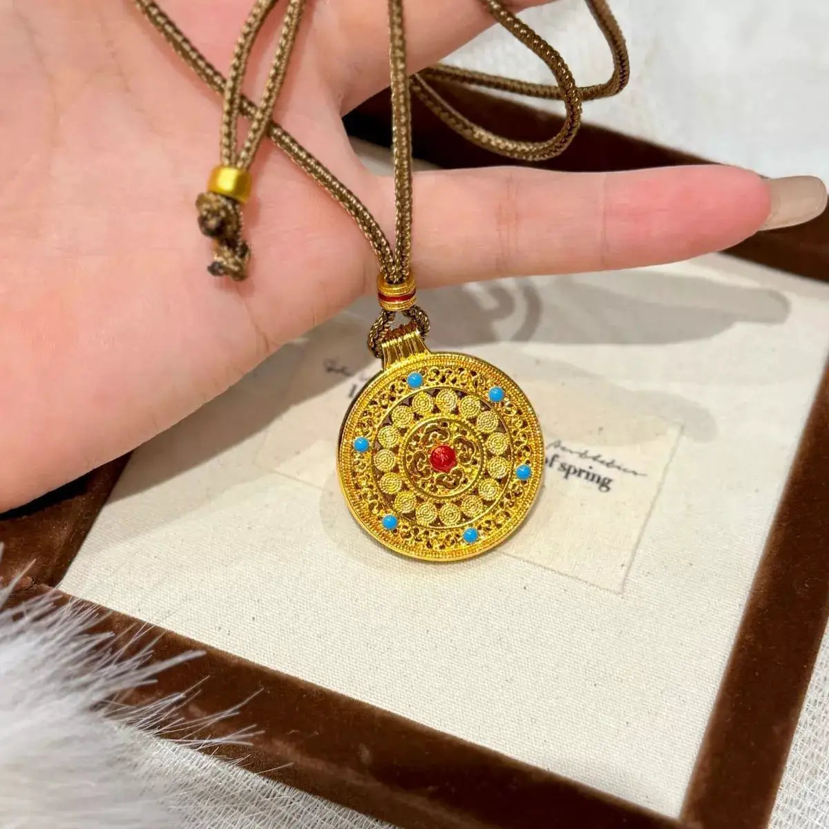 18K Gold-Plated Round Pendant Necklace by Trendsi