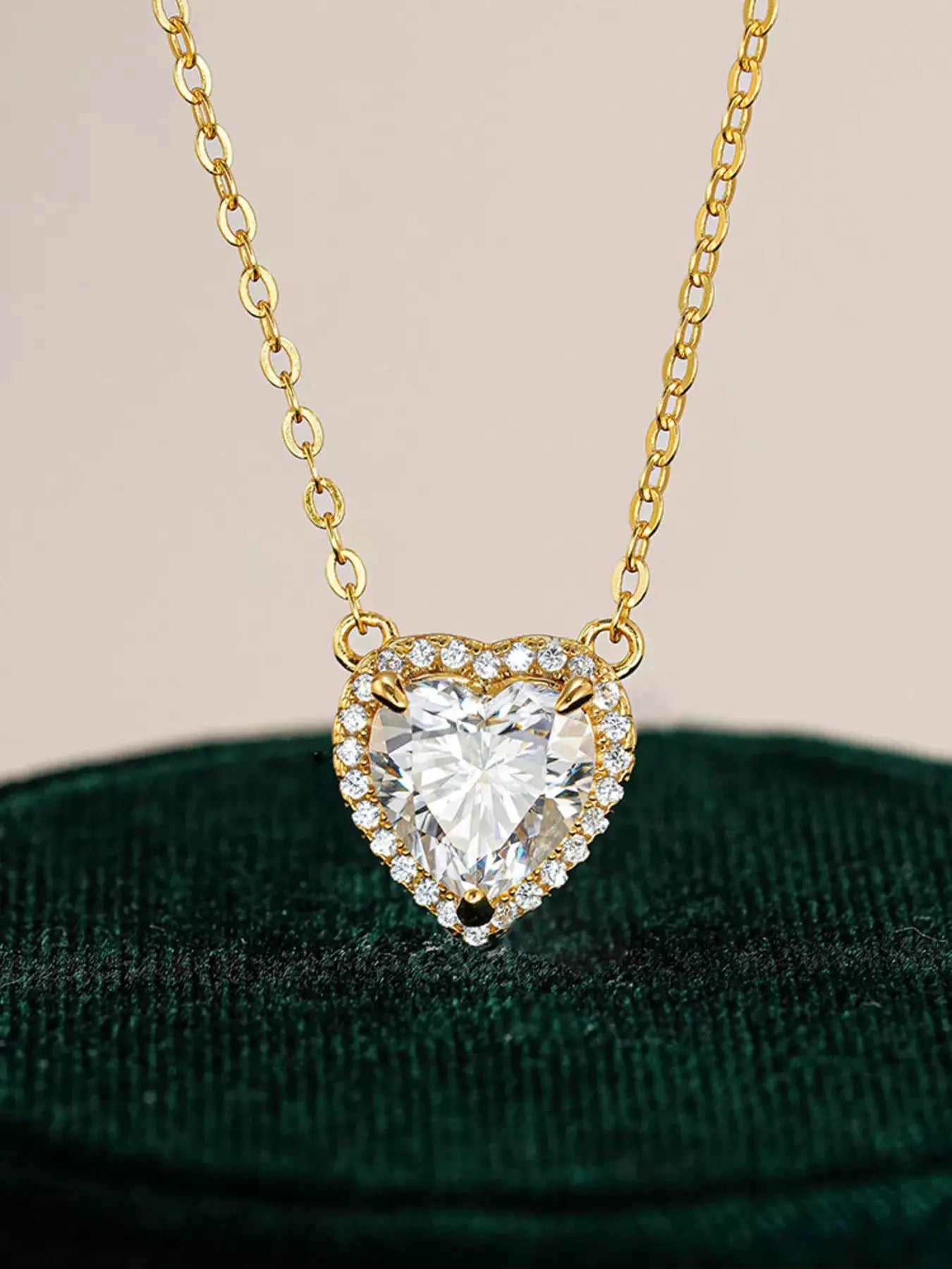 2 Carat 18K Gold-Plated Moissanite Heart Necklace by Trendsi