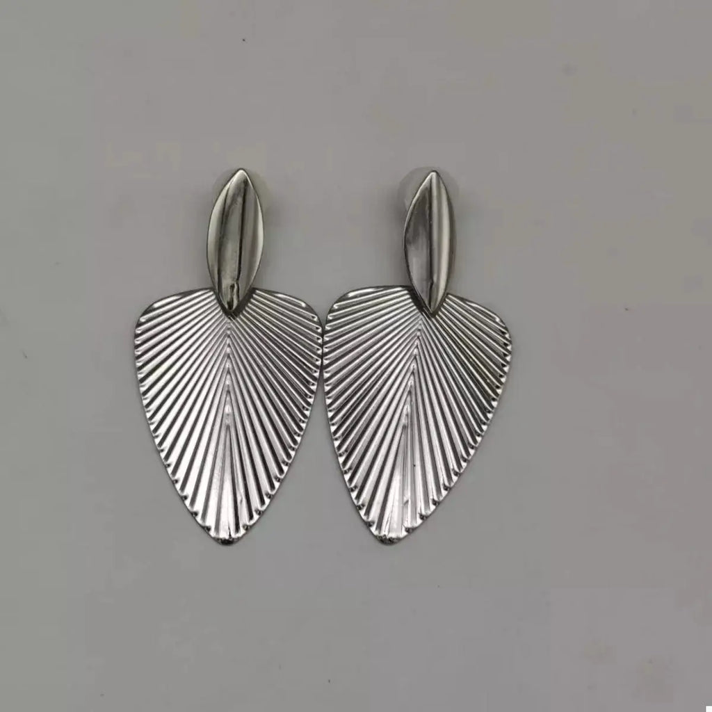 Leaf Shape Dangle Earrings by Trendsi