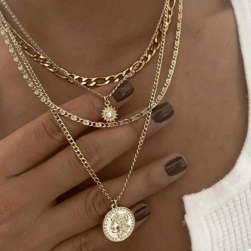 Four Layered Pendant Necklace by Trendsi