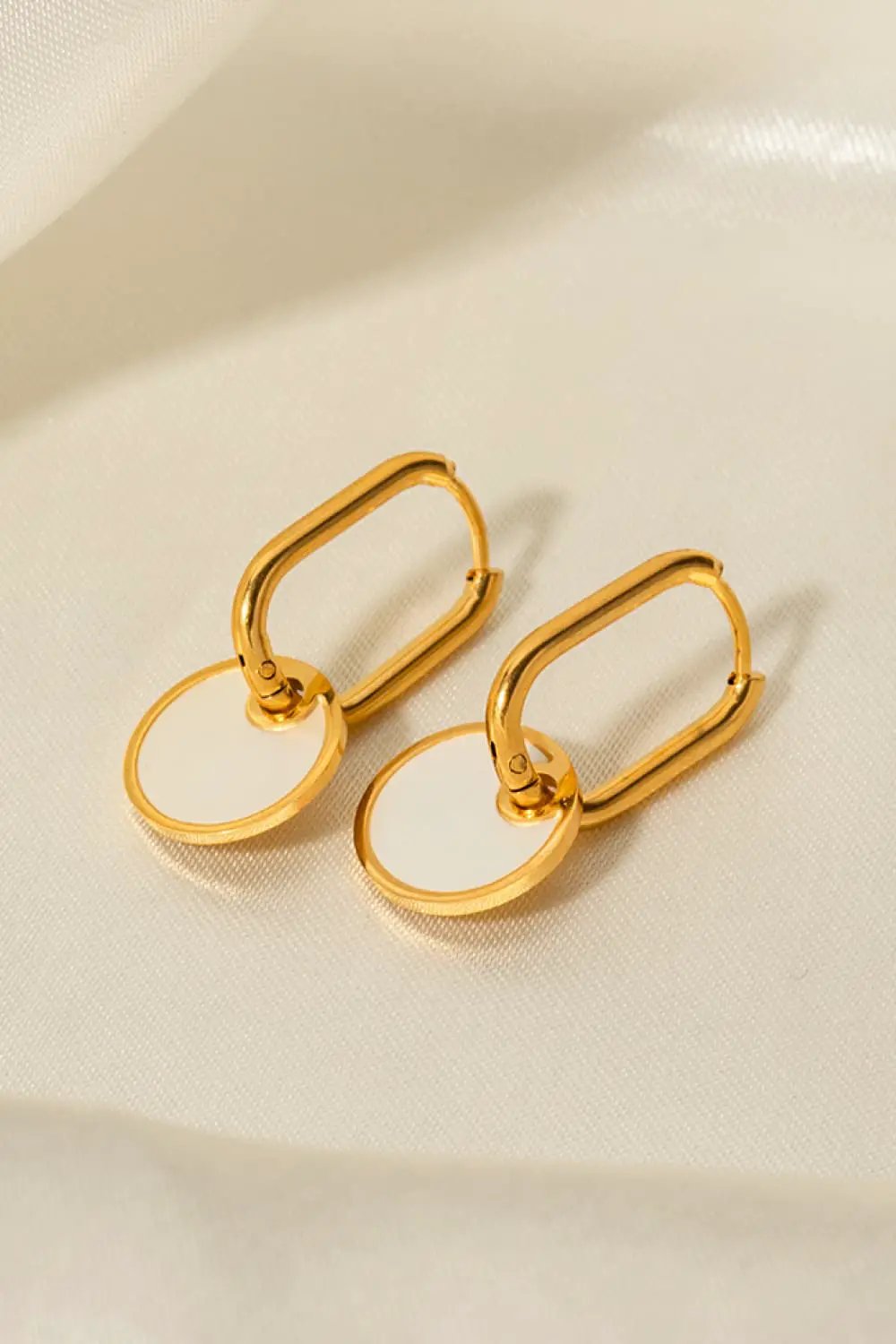 Copper White Mother-Of-Pearl Drop Earrings by Trendsi