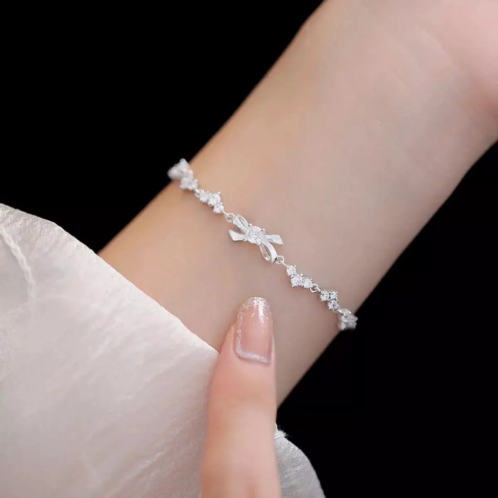 925 Sterling Silver Chain Bow Bracelet by Trendsi
