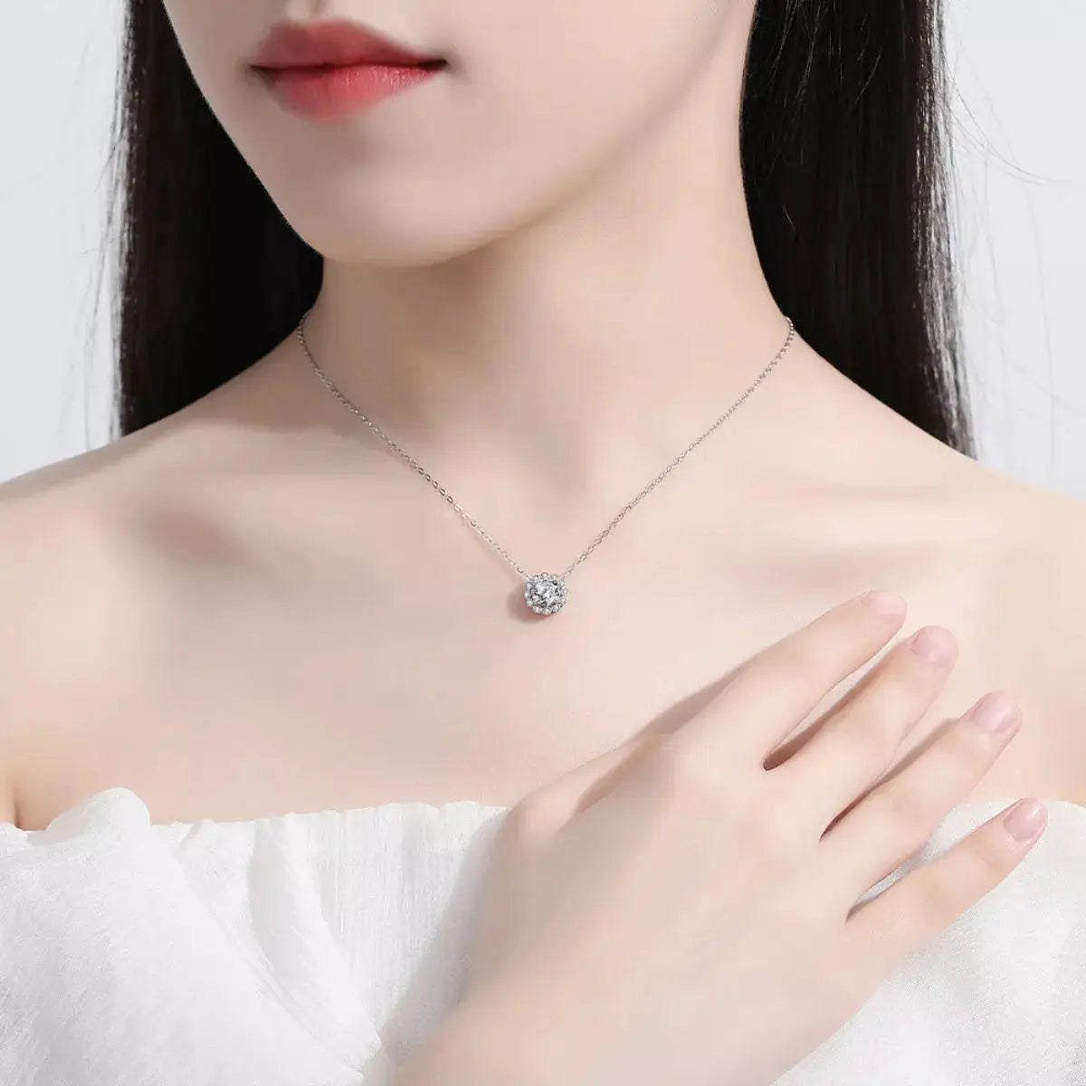 1 Carat Moissanite 925 Sterling Silver Flower Necklace by Trendsi