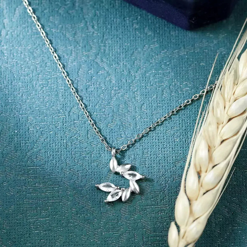 925 Sterling Silver Zircon Leaf Pendant Necklace by Trendsi
