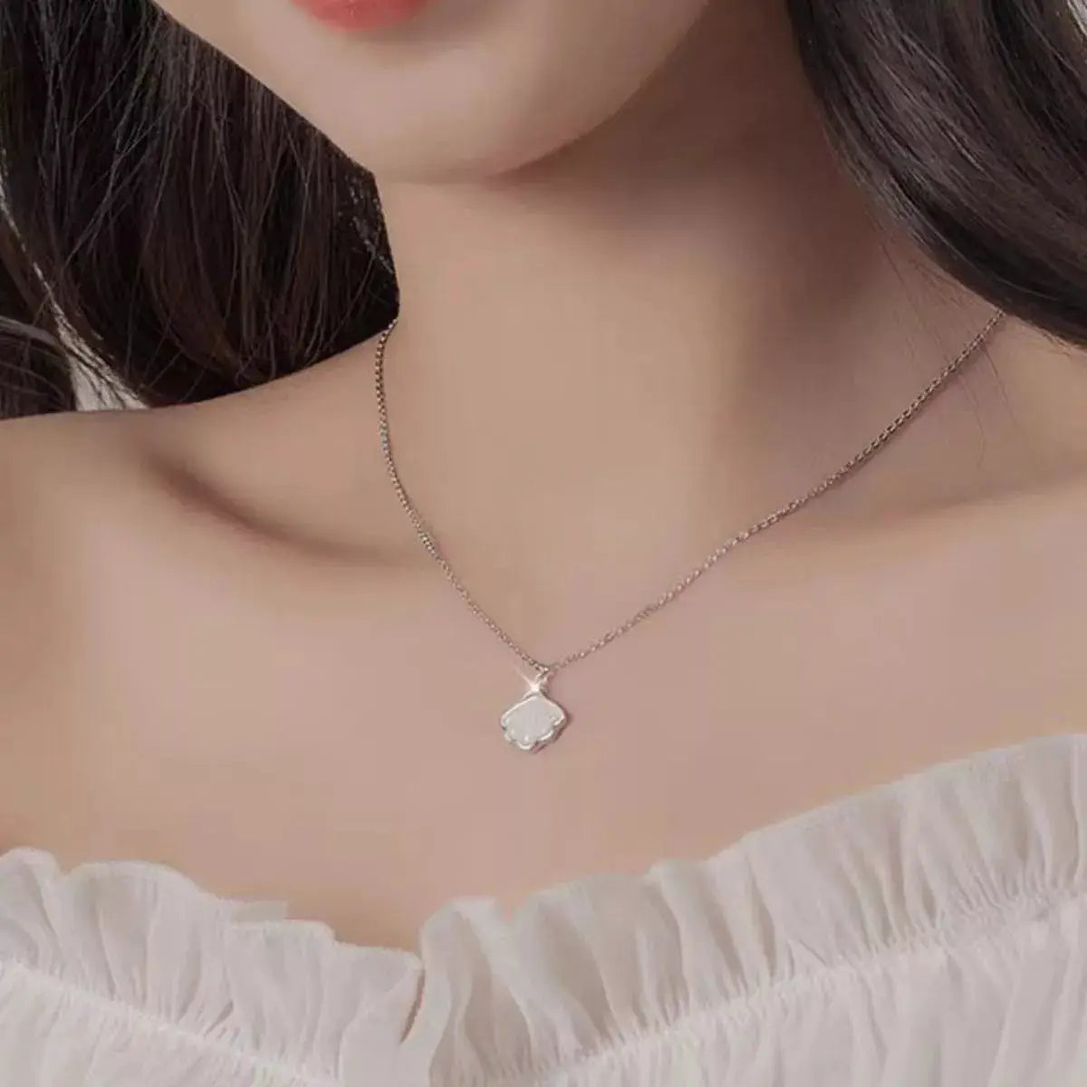 925 Sterling Silver Zircon Shell Necklace by Trendsi