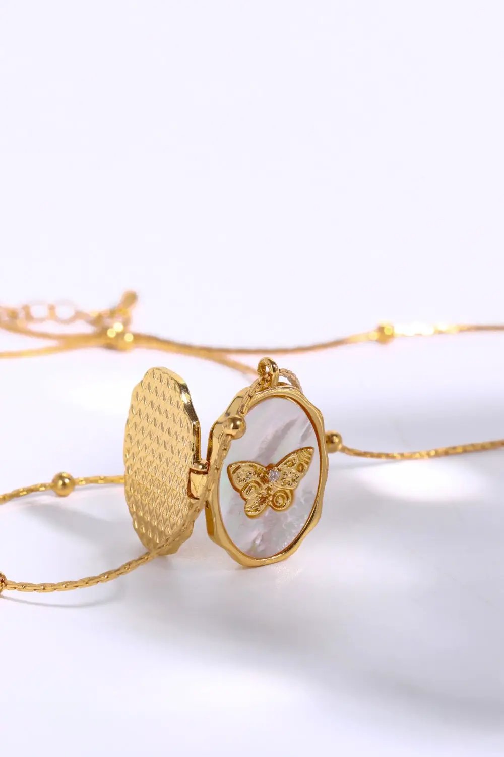 Butterfly Shell Pendant Copper Necklace by Trendsi