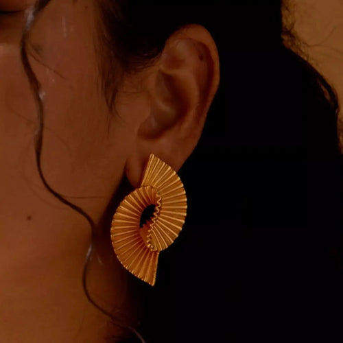 18K Gold-Plated Copper Geometric Spiral Earrings by Trendsi
