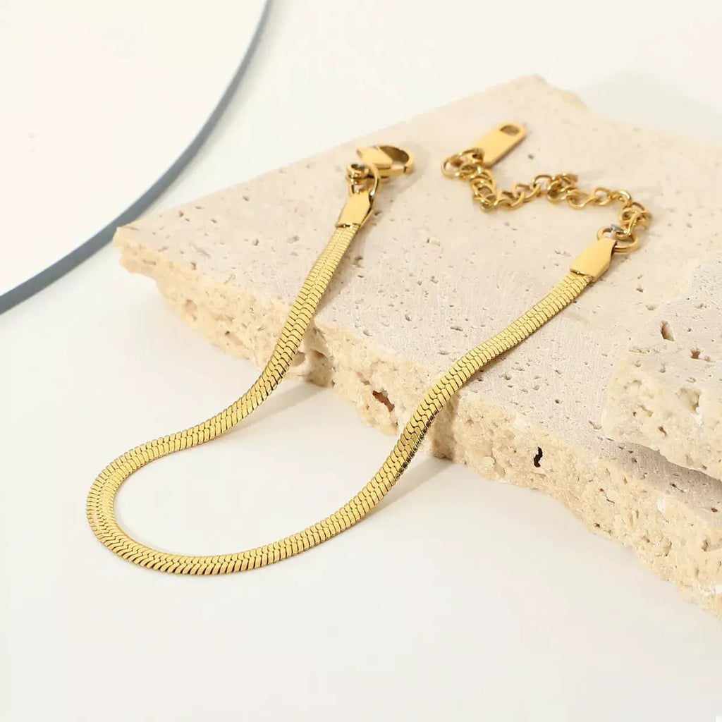 Stainless Steel Minimalist Chain Bracelet by Trendsi