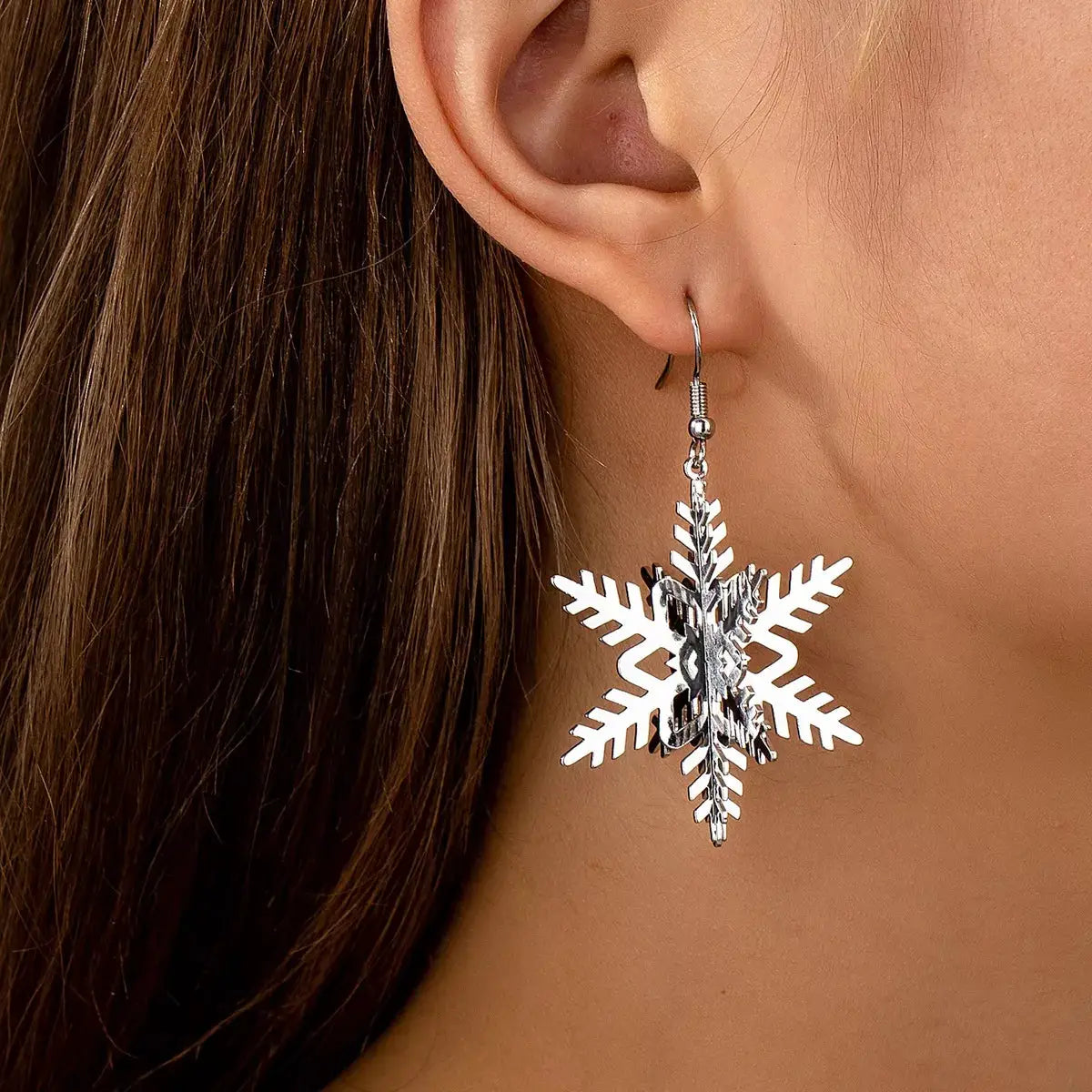 Christmas Tree Dangle Earrings by Trendsi