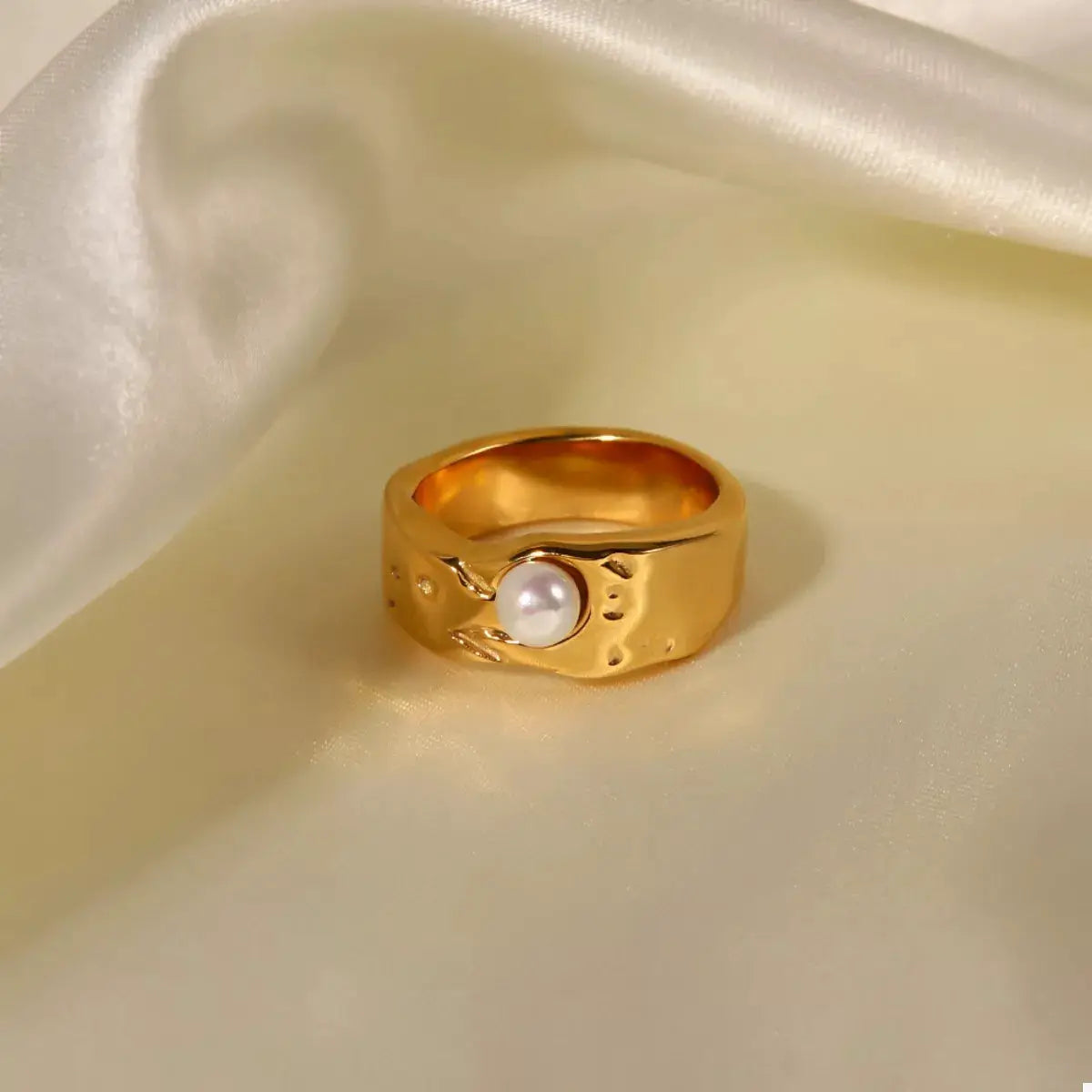 18K Gold-Plated Pearl Ring by Trendsi