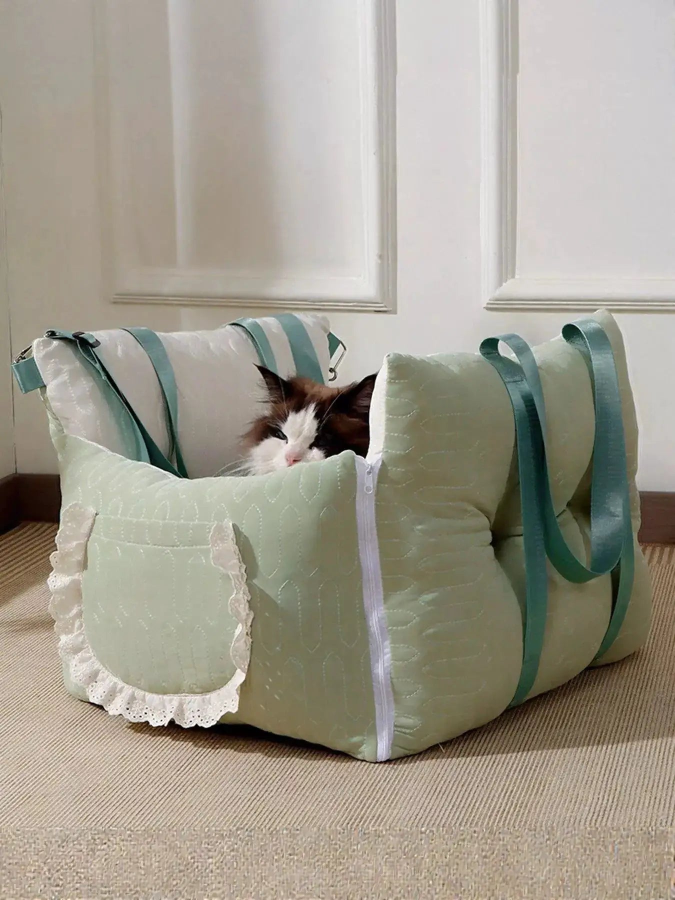 Comfortable & Secure Pet Car Seat Carrier by Trendsi