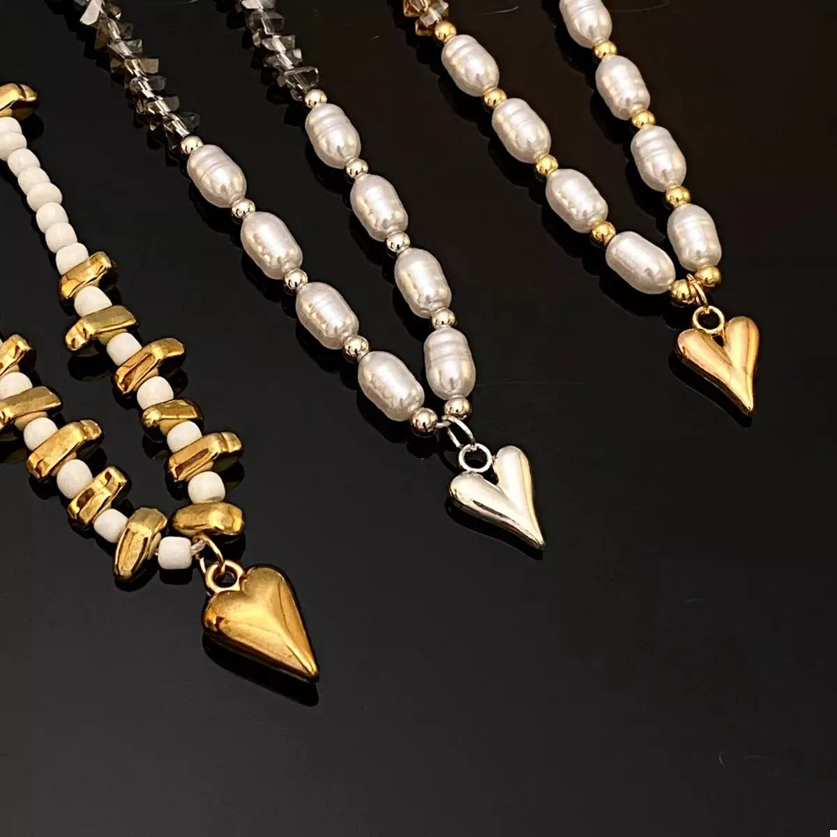 Pearl & Heart Pendant Necklace by Trendsi