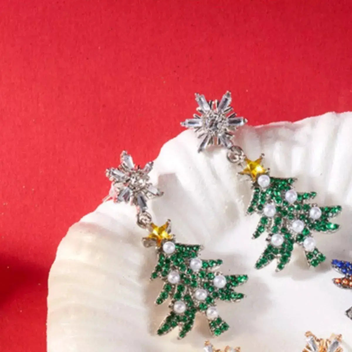 Christmas Tree Snowflake Dangle Earrings by Trendsi