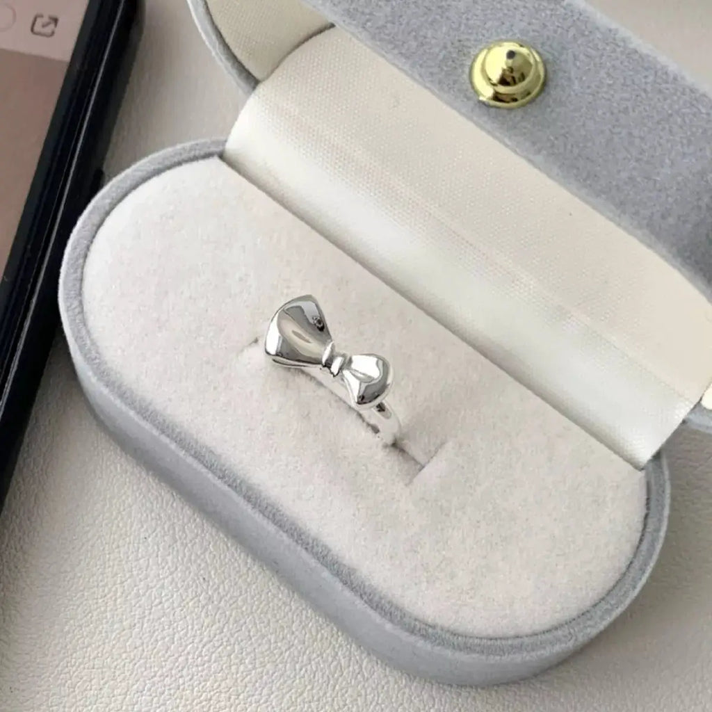 925 Sterling Silver Bow Ring by Trendsi