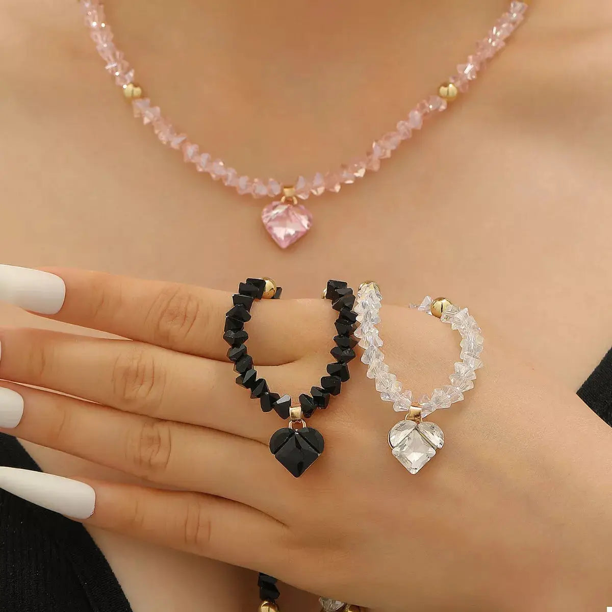 Pearl & Heart Pendant Necklace by Trendsi