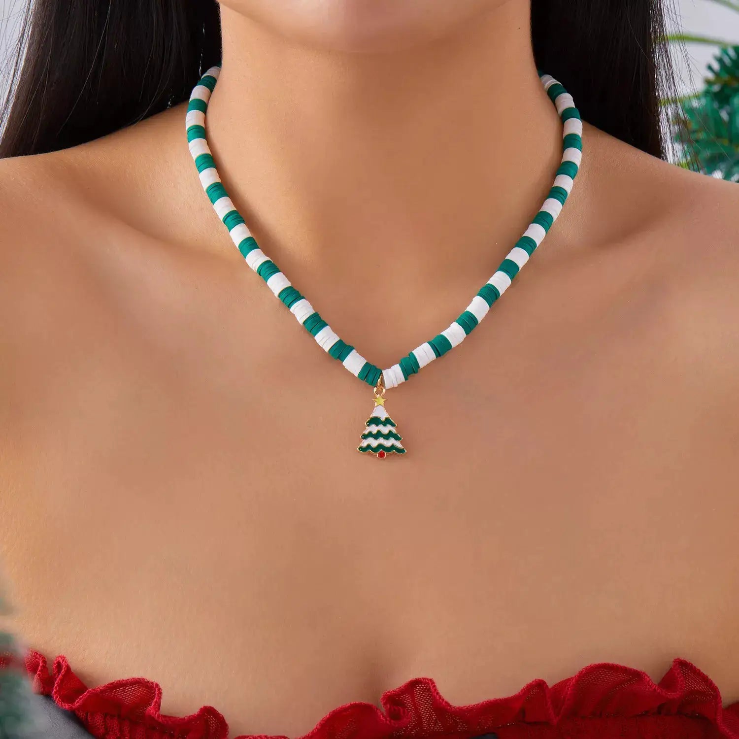 Christmas Pendant Necklace by Trendsi